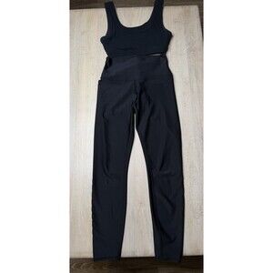 Alo Yoga SET Airlift 7/8 Length Leggings AND Wellness Ribbed Bra in Black XS